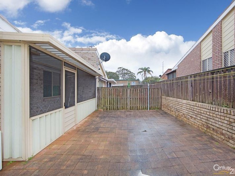 2/39 Victoria Avenue, Toukley NSW 2263