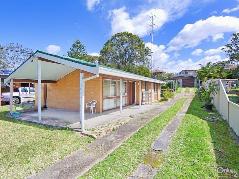 18 Delia Avenue, Budgewoi NSW 2262