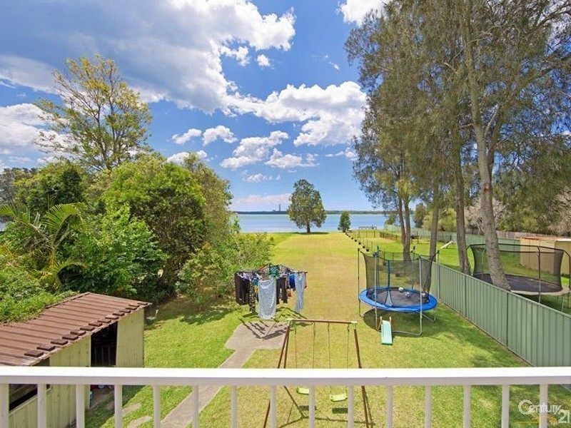 5 Panorama Avenue, Charmhaven NSW 2263