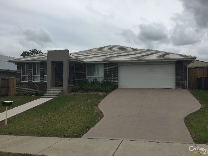 8 Arrowgrass Street, Aberglasslyn NSW 2320