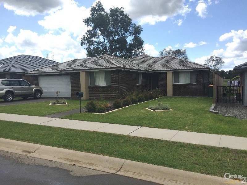 18 Birkdale Blvd, Cessnock NSW 2325