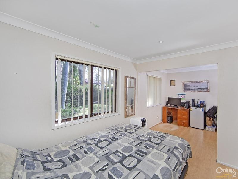 28 Parkside Dr, Charmhaven NSW 2263