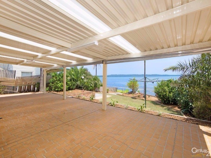 5 Tamar Ave, Toukley NSW 2263