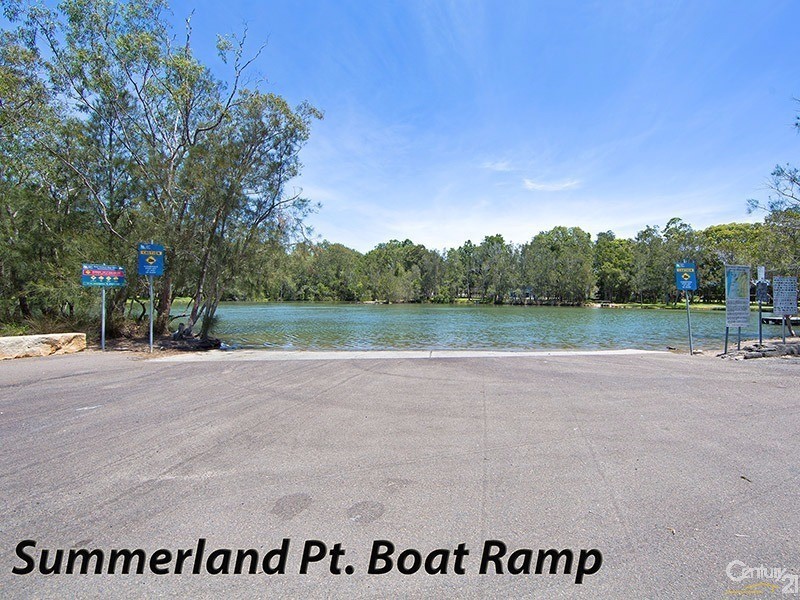 61 Cams Boulavarde, Summerland Point NSW 2259