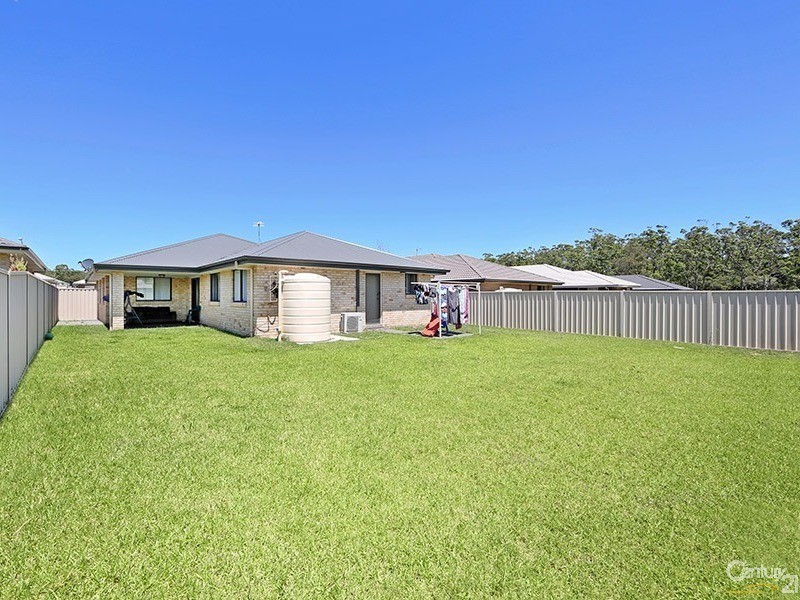 8 Kelowana avenue, Morisset NSW 2264