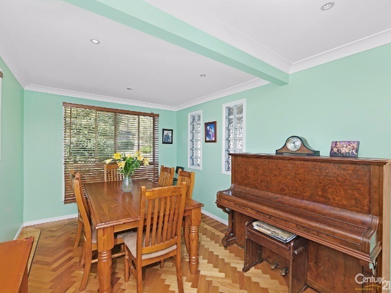 7 Wondaboyne Avenue, Charmhaven NSW 2263