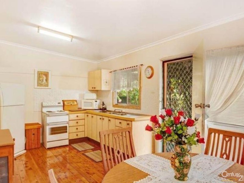 39 Hammond Road, Toukley NSW 2263