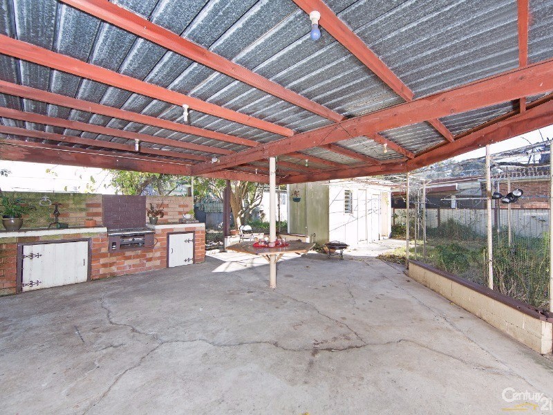 16 Brennon Road, Gorokan NSW 2263