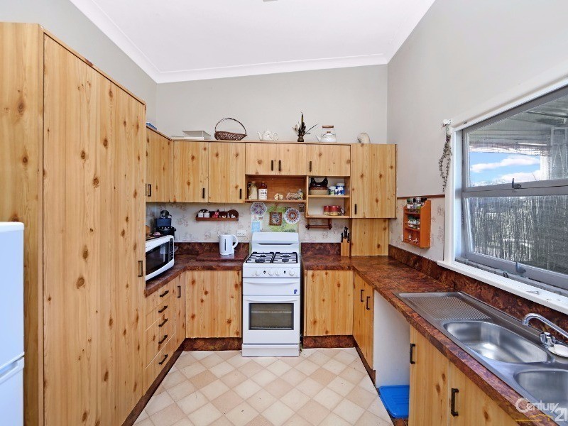 16 Brennon Road, Gorokan NSW 2263
