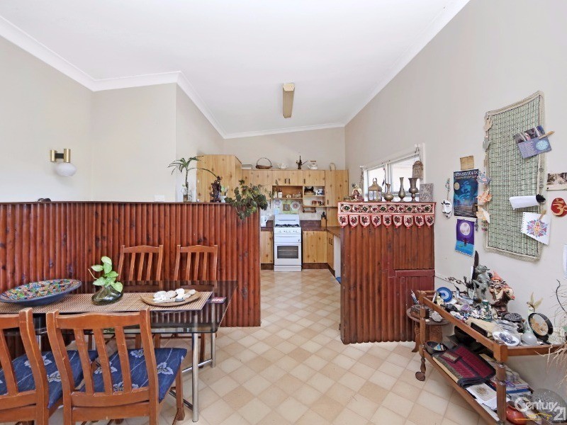 16 Brennon Road, Gorokan NSW 2263