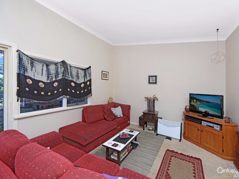 16 Brennon Road, Gorokan NSW 2263