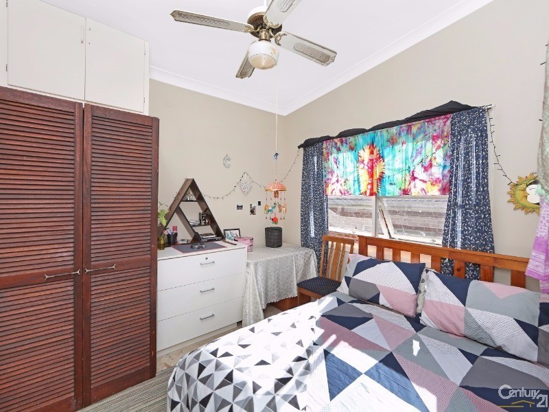 16 Brennon Road, Gorokan NSW 2263