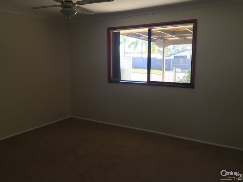 6 Kaye Avenue, Kanwal NSW 2259