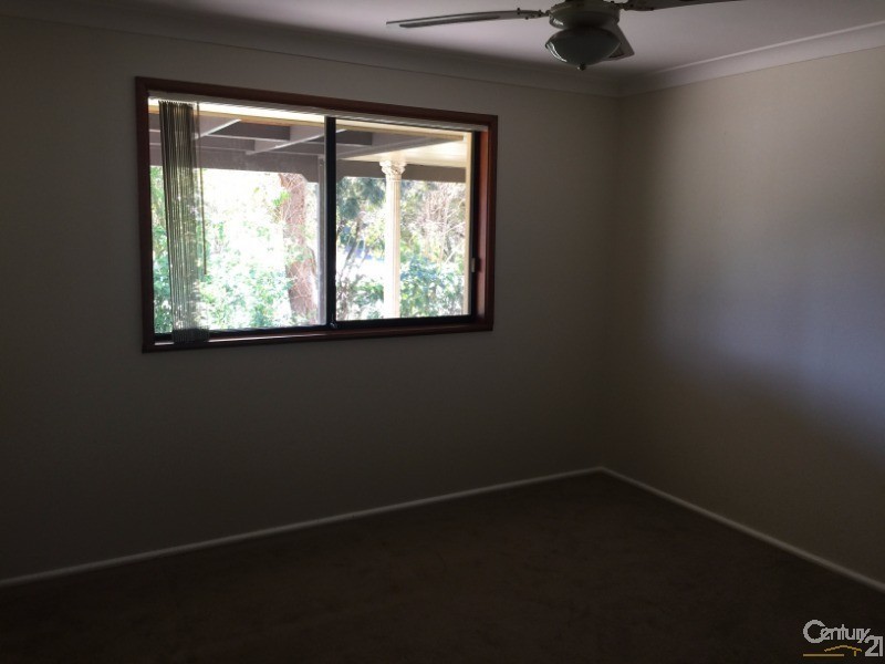 6 Kaye Avenue, Kanwal NSW 2259