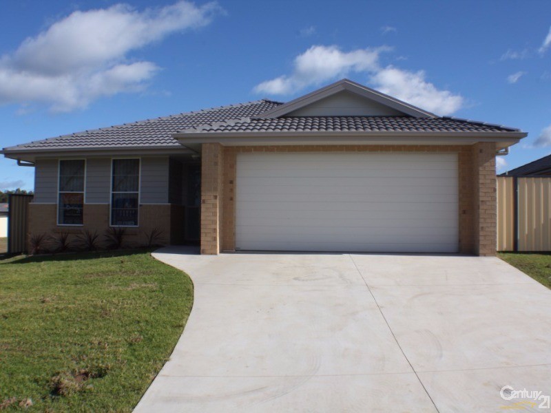 13 Marsanne Close, Cessnock NSW 2325