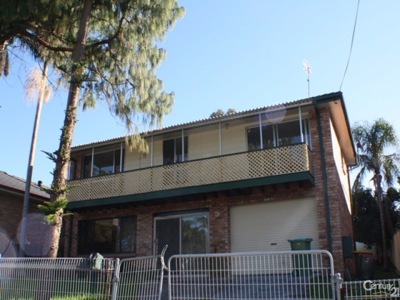 60 Doyle Avenue, Budgewoi NSW 2262