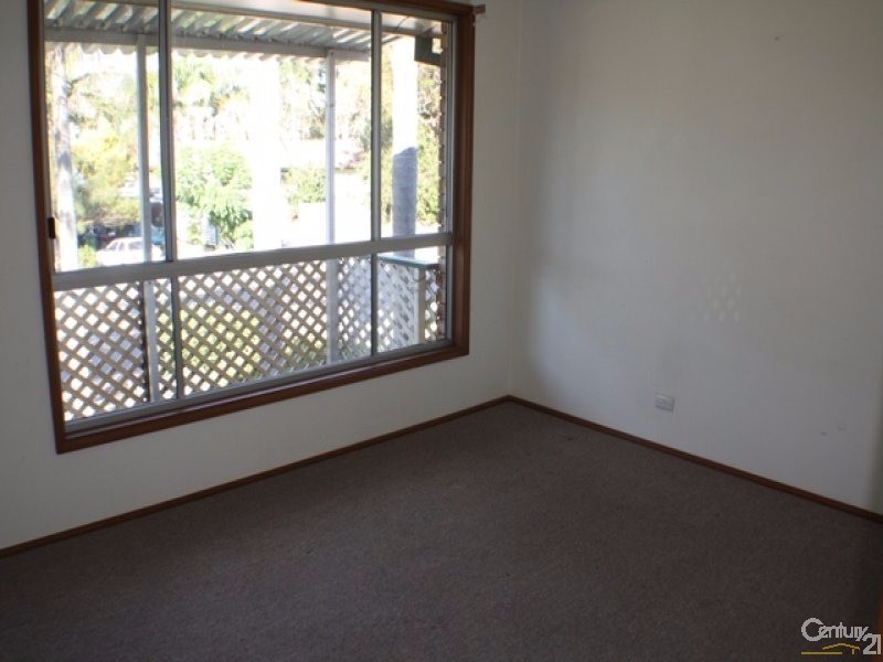 60 Doyle Avenue, Budgewoi NSW 2262