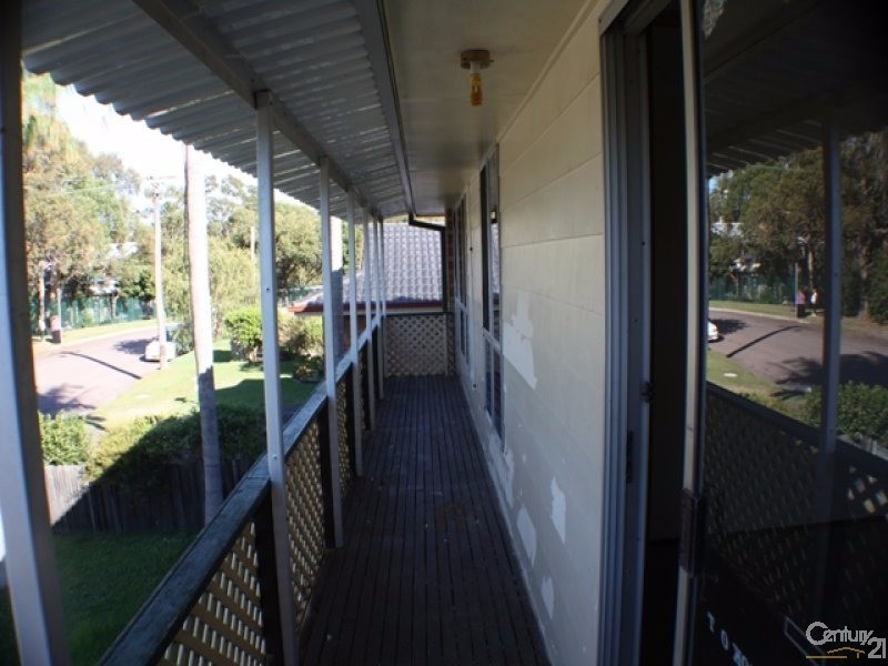 60 Doyle Avenue, Budgewoi NSW 2262