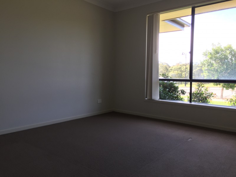 31 Settlers Boulevard, Chisholm NSW 2322