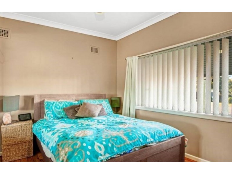 31 Jones Avenue, Toukley NSW 2263