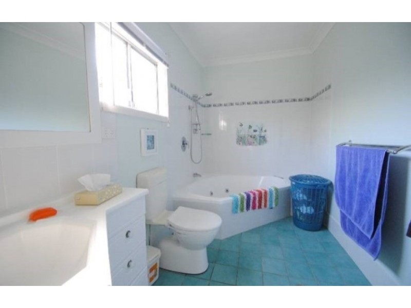 31 Jones Avenue, Toukley NSW 2263