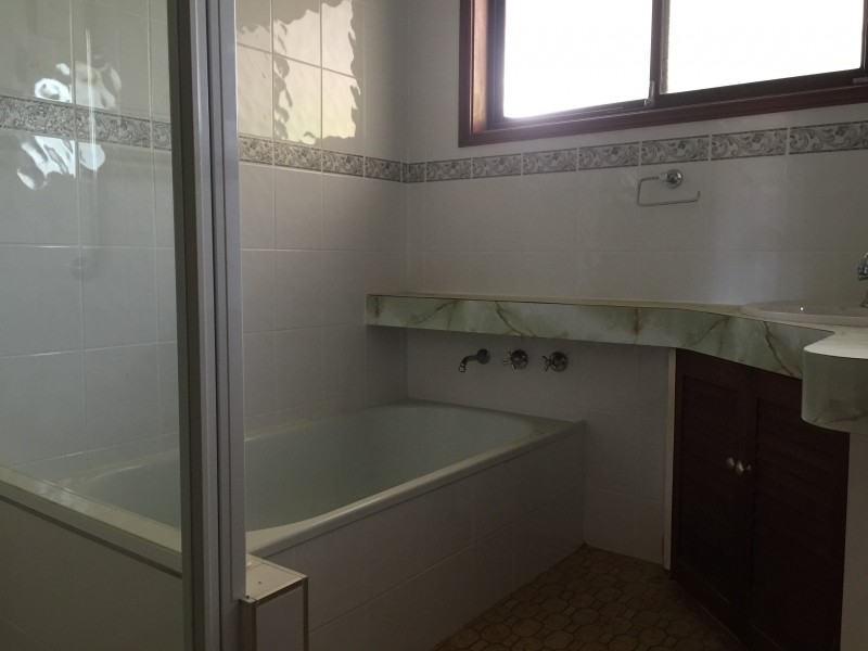 24 Swan Street, Kanwal NSW 2259