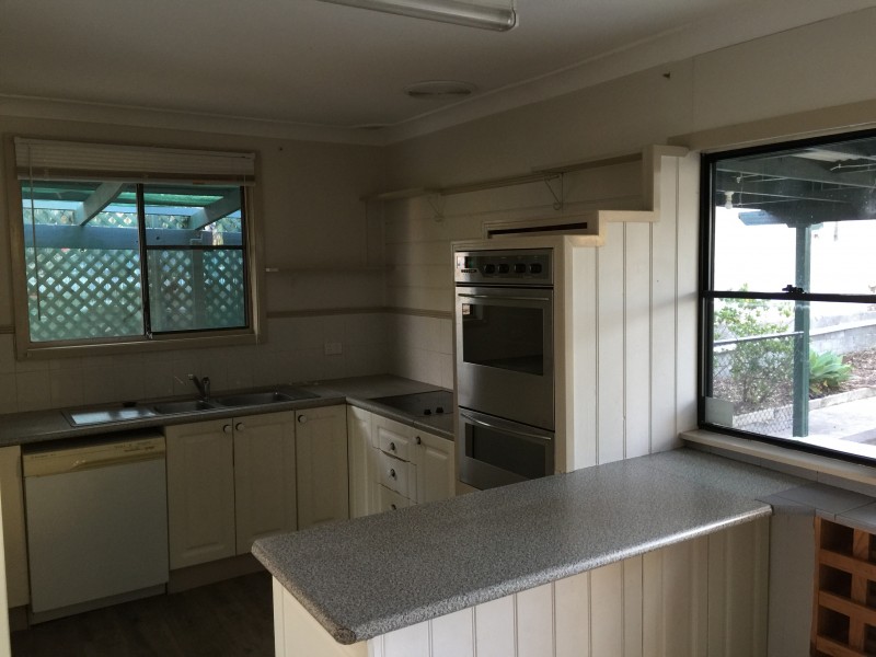 145 Wallarah Road, Gorokan NSW 2263
