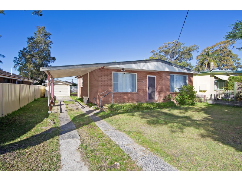11 Delia Avenue, Budgewoi NSW 2262