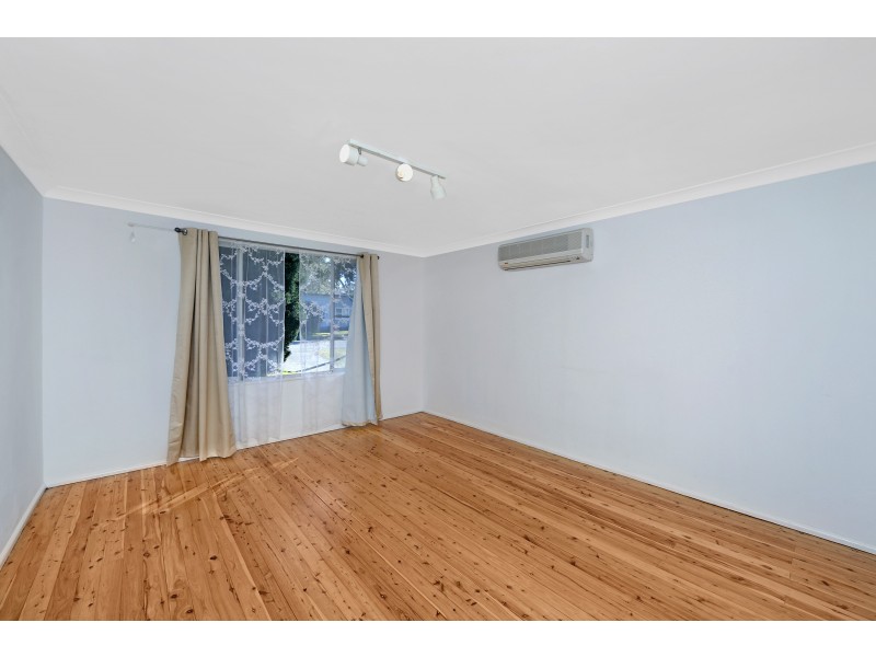 11 Delia Avenue, Budgewoi NSW 2262