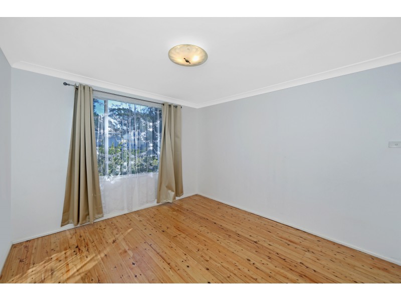 11 Delia Avenue, Budgewoi NSW 2262
