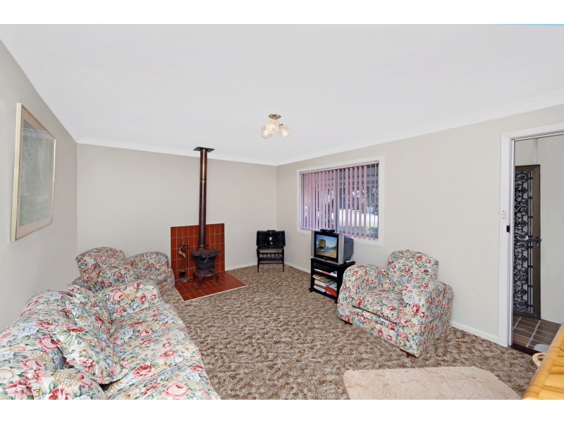 11 Alice Parade, Toukley NSW 2263