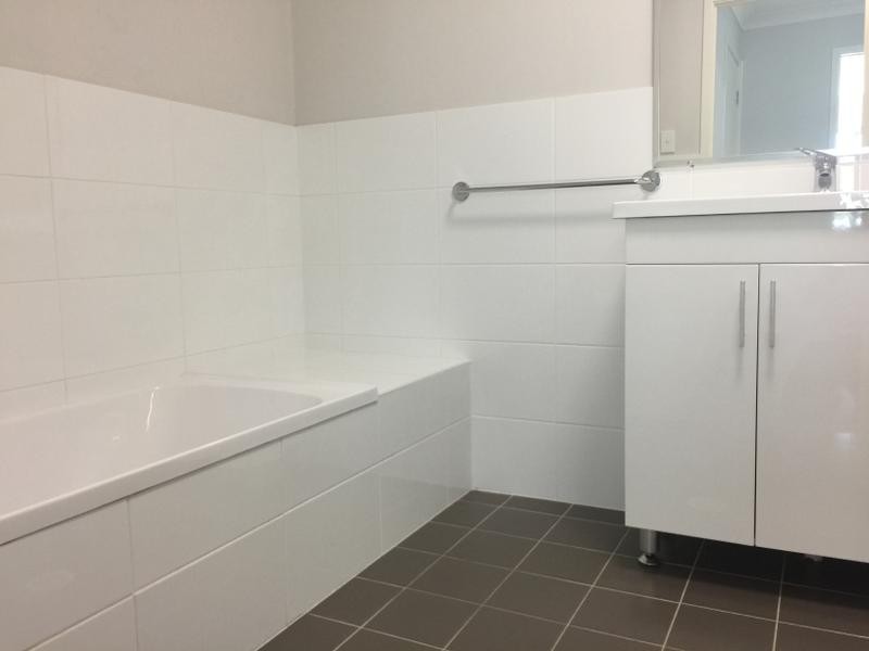 10/8 Stockton Street, Morisset NSW 2264