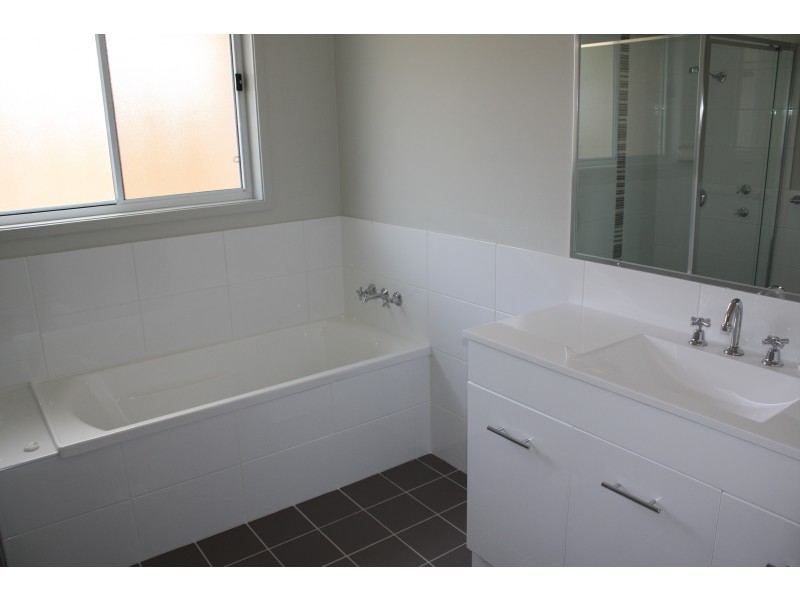 12 Verdehlo Avenue, Cessnock NSW 2325