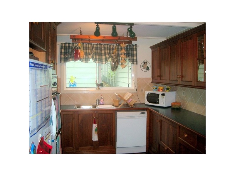 12 Raymond St, Tacoma South NSW 2259
