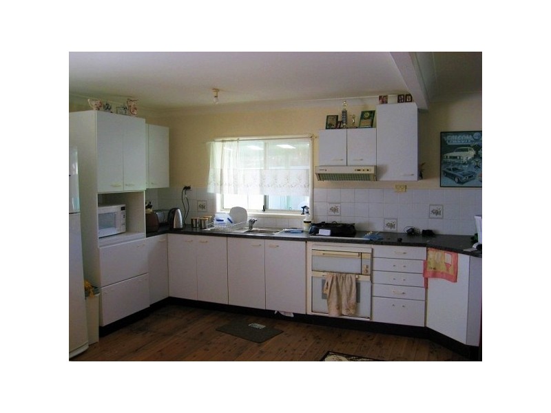 41 Taronga Ave, San Remo NSW 2262