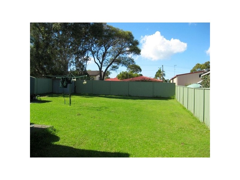 41 Taronga Ave, San Remo NSW 2262