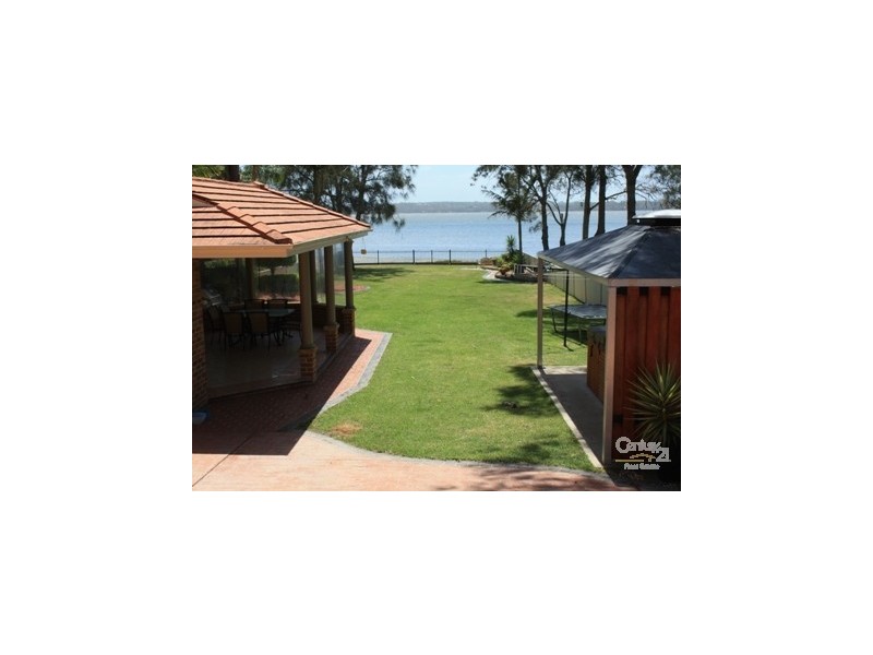 Charmhaven NSW 2263