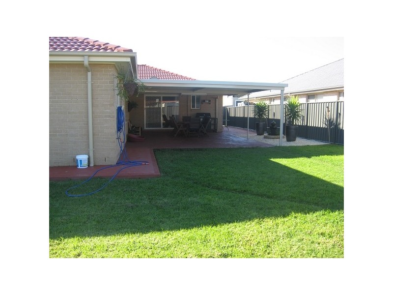 7 Birch Dr, Hamlyn Terrace NSW 2259