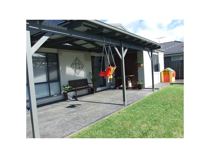 38 Birch Dr, Hamlyn Terrace NSW 2259