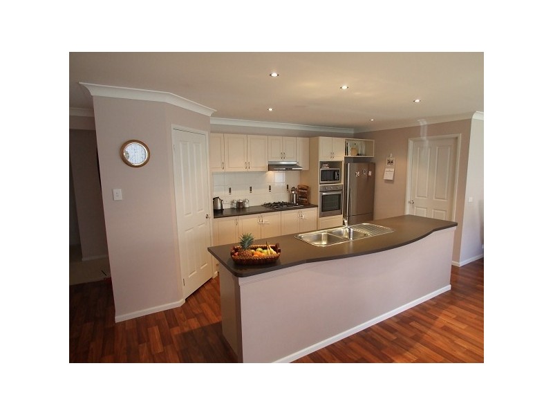 38 Birch Dr, Hamlyn Terrace NSW 2259