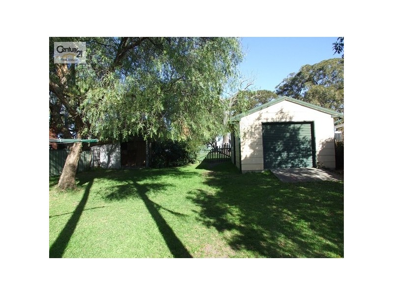 216 Wallarah Rd, Gorokan NSW 2263