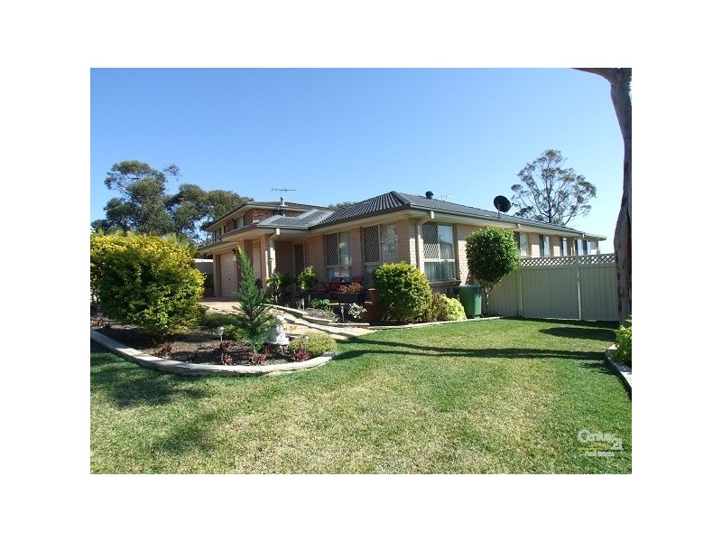 14 Courigal St, Lake Haven NSW 2263