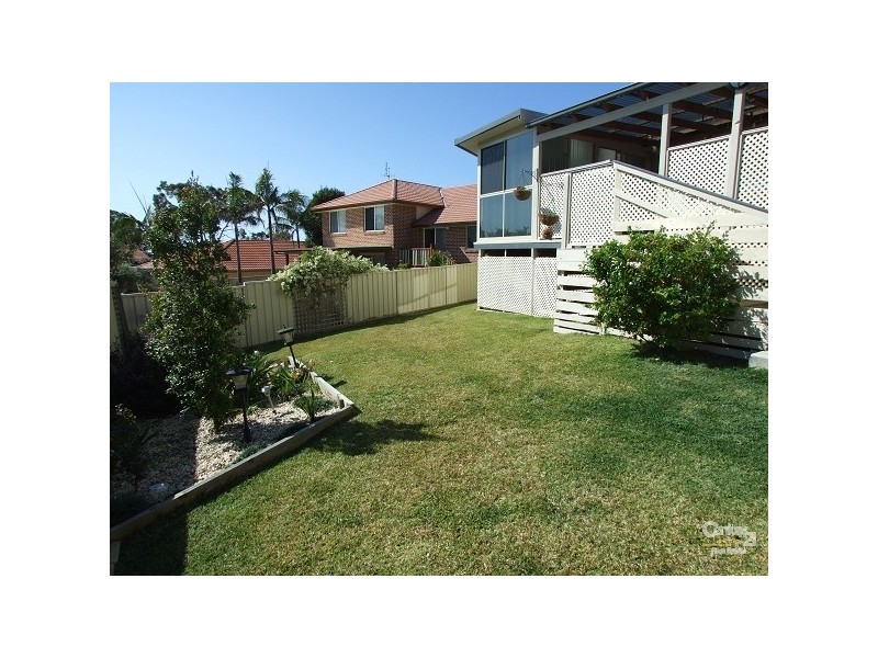 14 Courigal St, Lake Haven NSW 2263