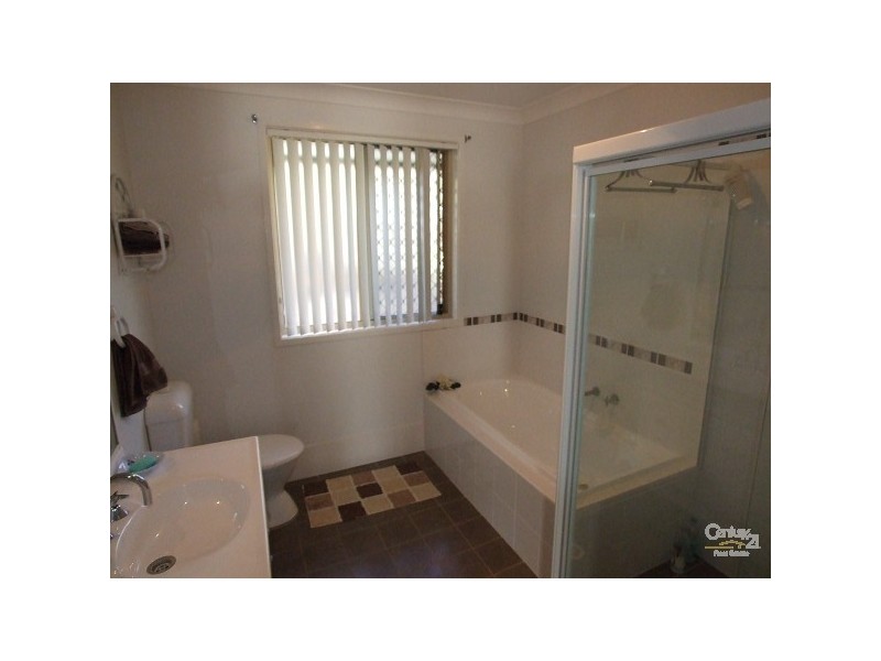 14 Courigal St, Lake Haven NSW 2263