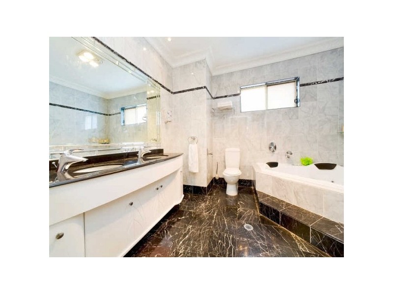 Strathfield South NSW 2136