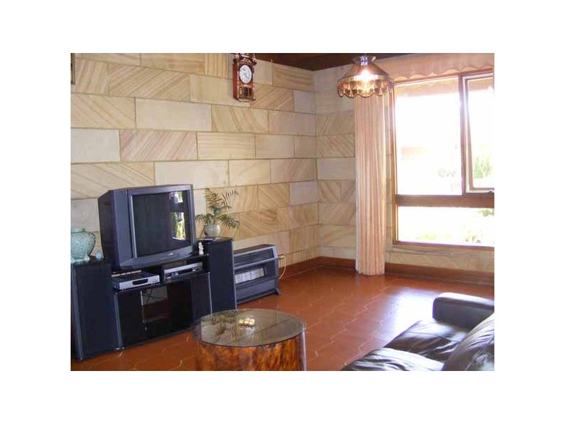 8 Welch Avenue, Greenacre NSW 2190