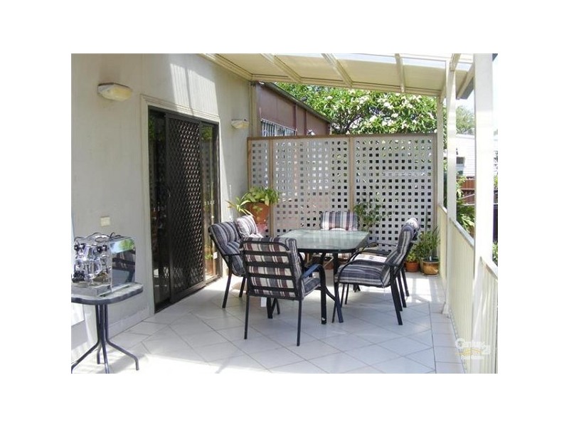 9 Marlowe St, Campsie NSW 2194