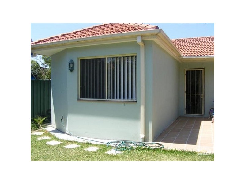 9 Marlowe St, Campsie NSW 2194