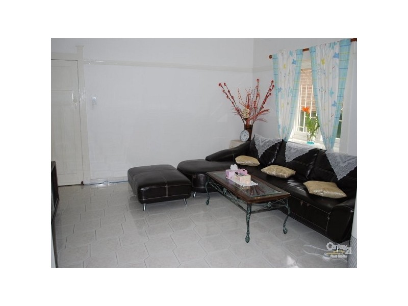 1 Palmer Street, Campsie NSW 2194