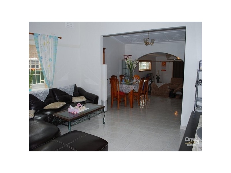 1 Palmer Street, Campsie NSW 2194